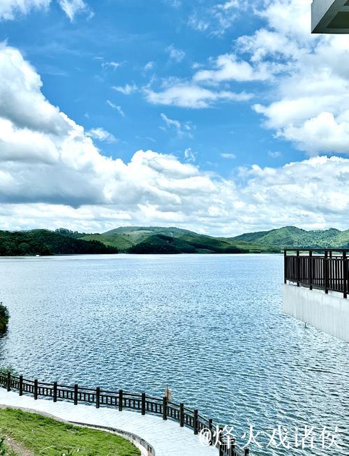 青青草原aⅴ青青草原